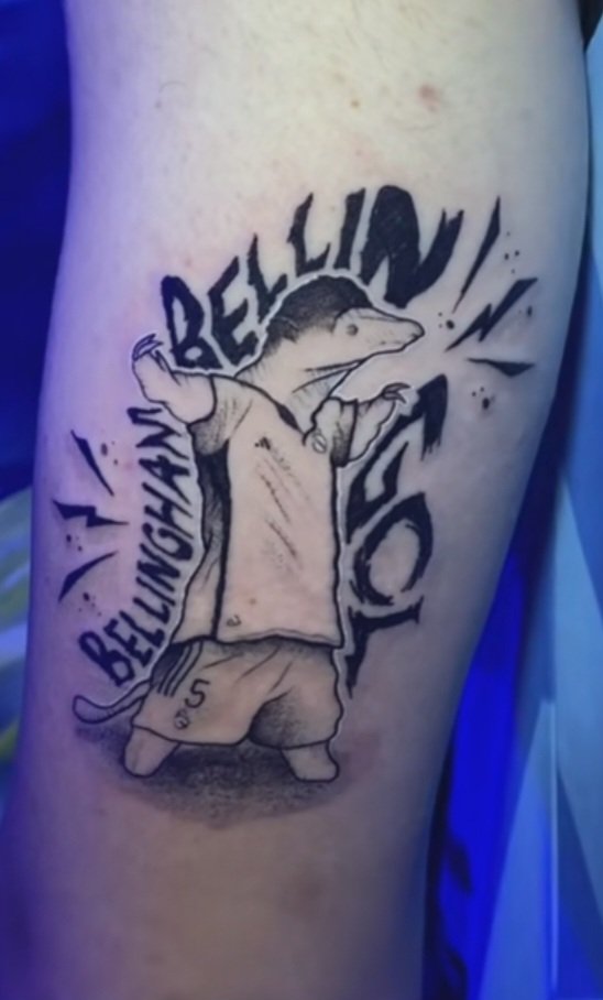 Bei einer fünfstelligen Like Anzahl lasse ich mir das ebenfalls tätowieren. Die Stelle würde ich bestimmen