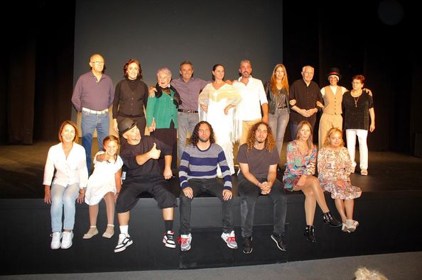LupusMalaga's tweet photo. ¡GRACIAS, GRACIAS Y GRACIAS! A la familia Morales García en especial a Mª Luisa por organizar este festival benéfico de las artes y la poesía tan lleno de sentimiento, emociones y por supuesto diversión reuniendo a tantos artistas de Málaga. https://t.co/ER31JCZhfK