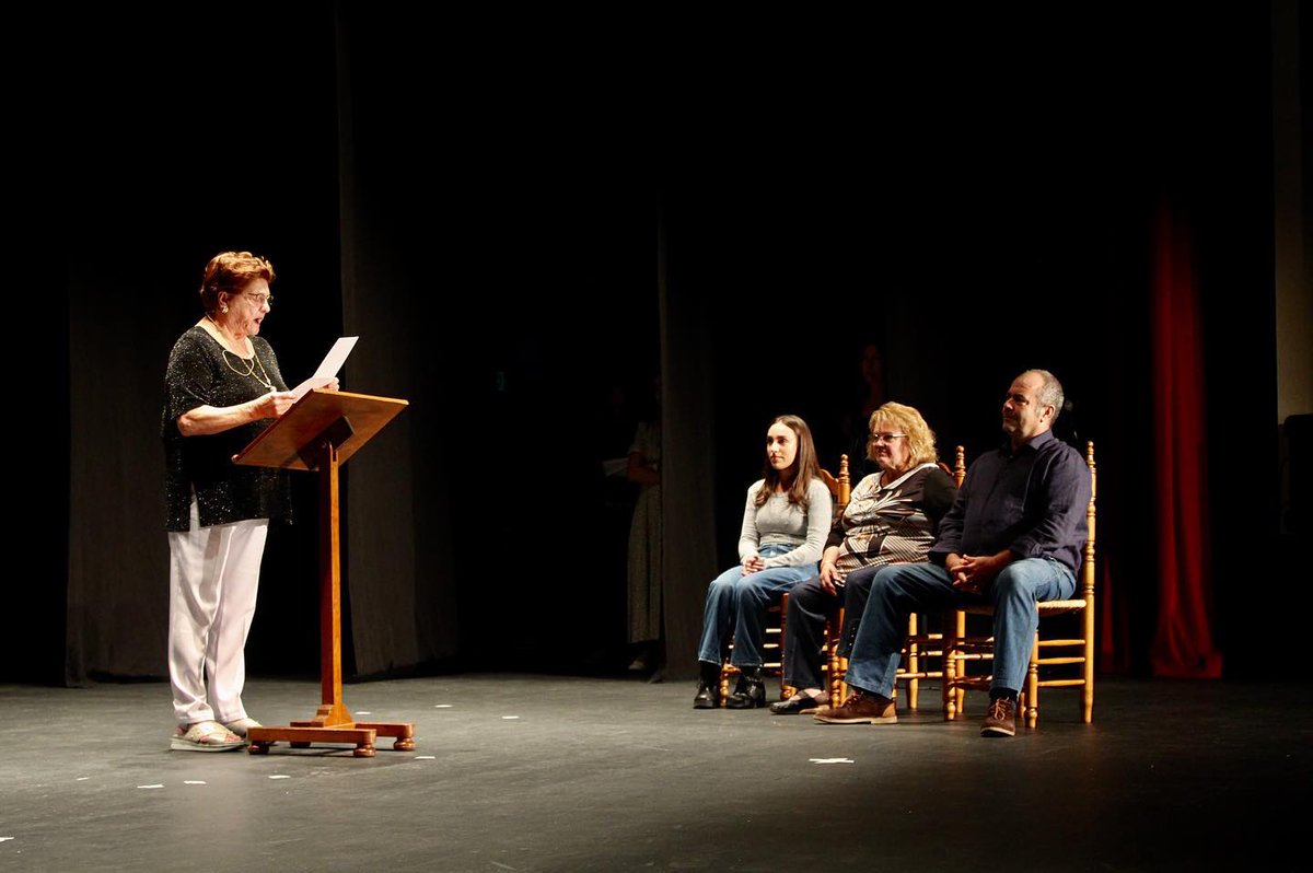 LupusMalaga's tweet photo. ¡GRACIAS, GRACIAS Y GRACIAS! A la familia Morales García en especial a Mª Luisa por organizar este festival benéfico de las artes y la poesía tan lleno de sentimiento, emociones y por supuesto diversión reuniendo a tantos artistas de Málaga. https://t.co/ER31JCZhfK