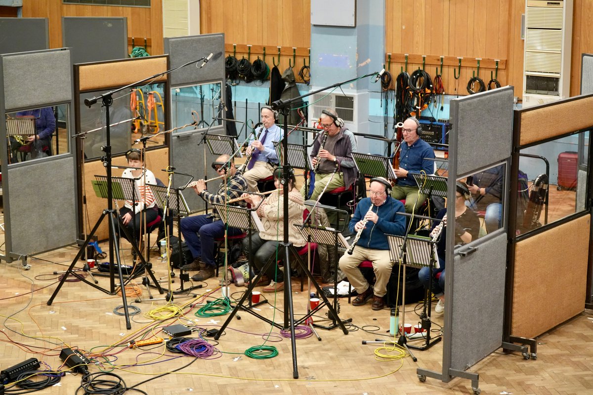 Cous_Saun_Music's tweet photo. Last week we had the pleasure of recording a new album for @SONOTONmusic  over several days at @AbbeyRoad. ‘Ancient Worlds’ features a full-sized symphony orchestra weaving a tapestry of music than spans both histories and continents. Conducted by @PeteBHarrison in Studio 1. https://t.co/WrFUNp0cdR