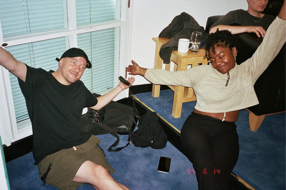 elizalovechild's tweet image. Live at RAK 
Full Album - OUT NOW 
To find out which songs we recorded live listen here &amp;gt;&amp;gt;&amp;gt; elizalovechild.ffm.to/liveatrak