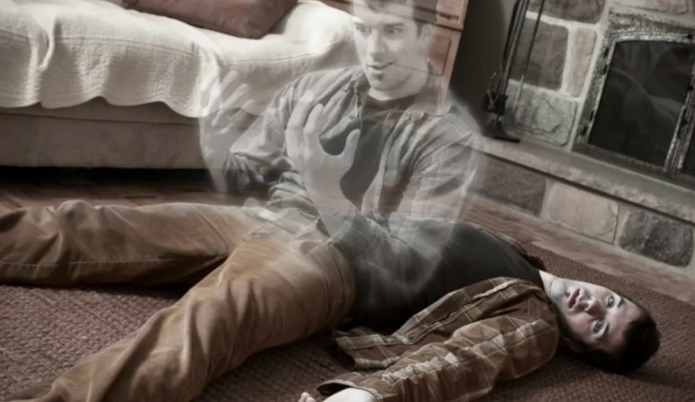 KatrinKristal's tweet photo. @TMS1NO @SanataniPurnima @Sonali_S2 Единый Бог дал душам (мне, вам) формы (человеческие тела). Бог мог создать для себя много форм и имён, чтобы играть с ��амим собой, чтобы было интересно жить. Всемогущего Бога нельзя ограничить. Бог создал Адама и Еву (их не рожала мама). Люди созданы по образу и подобию Бога. https://t.co/DI4UxWYi3D