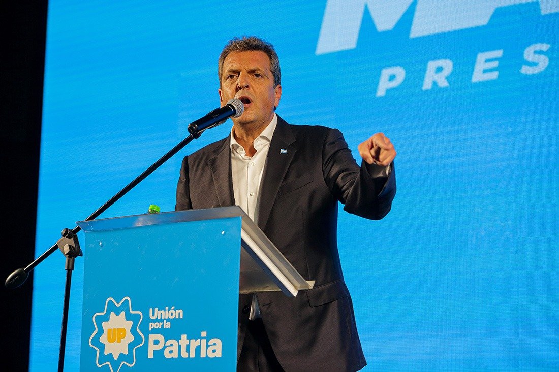 🟢 #AhiVamos | Hablamos con Patricia Piersigilli, dirigente radical y concejal (mandato cumplido)

- Dirigentes de la UCR bahiense manifestaron su apoyo a Sergio Massa de cara al ballotage.

📍📲 urbana939.com.ar | 2915090963