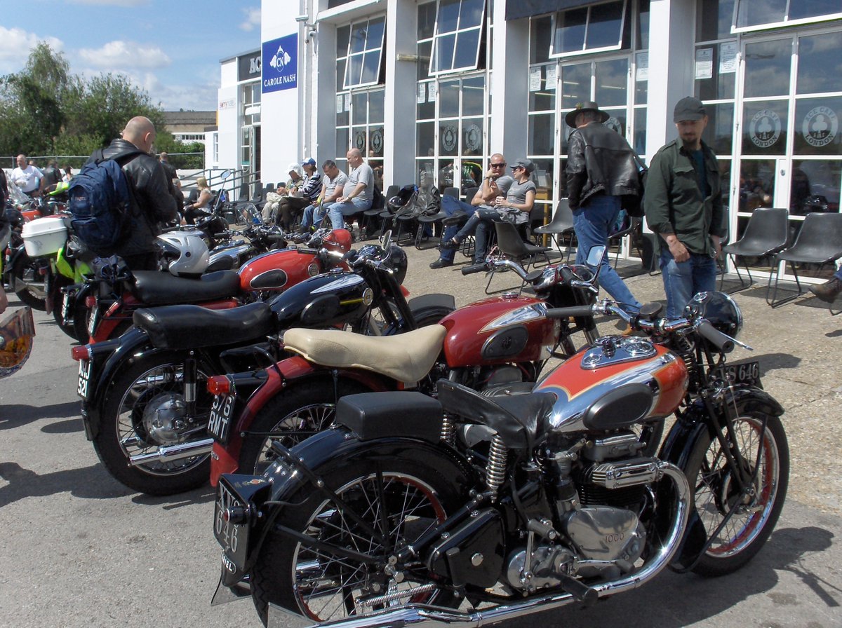 Ariel Owners “Founders Day” &amp; Classic Bikes

Sunday 19th November
9am – 5pm
 
Ace Cafe London hosts the Ariel Owners Motor Cycle Club at the cafe 9am to 5pm on Sunday 19th November

arielownersmcc.com/aboutclub.html
arielmotor.co.uk/ariel/ariel-hi…

See you at the Ace!
