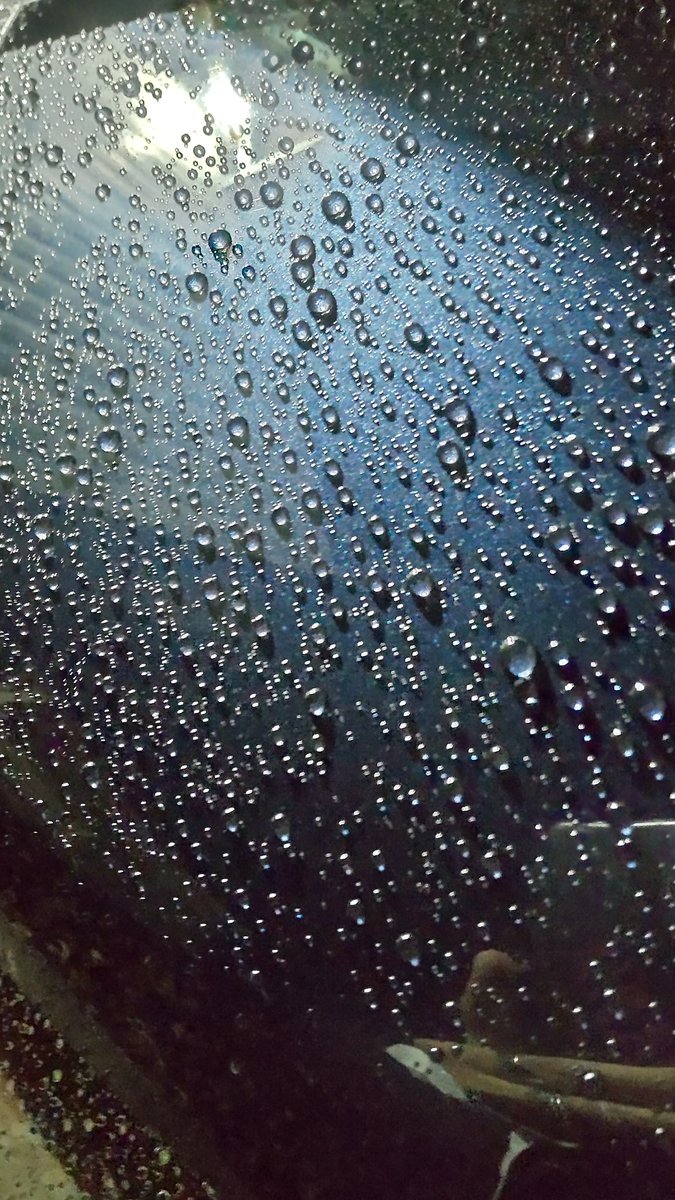 OVWRpgV9SA4MO2W's tweet image. 仕事終わって外出たら雨降ってた🥲
この前塗ったやつの確認🕵️

うん、良い感じ🙌

#BLUEMIX
#グラフェンシャイン