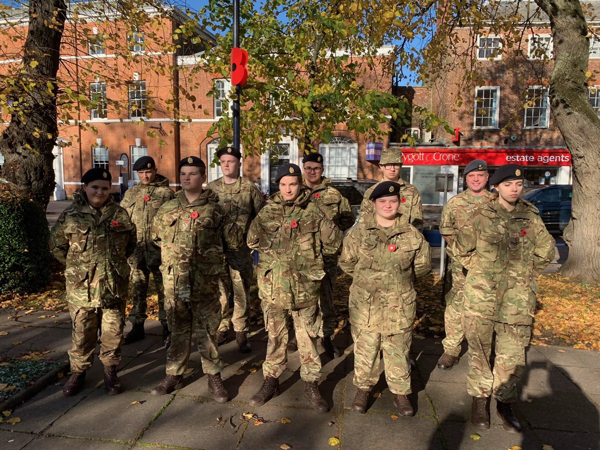 HavenHigh's tweet photo. A lovely service today, the sun was shining and students were looking super smart #PRIDE #TeamHHA #BestYearYet @stump_boston https://t.co/v2JkKwkrXo