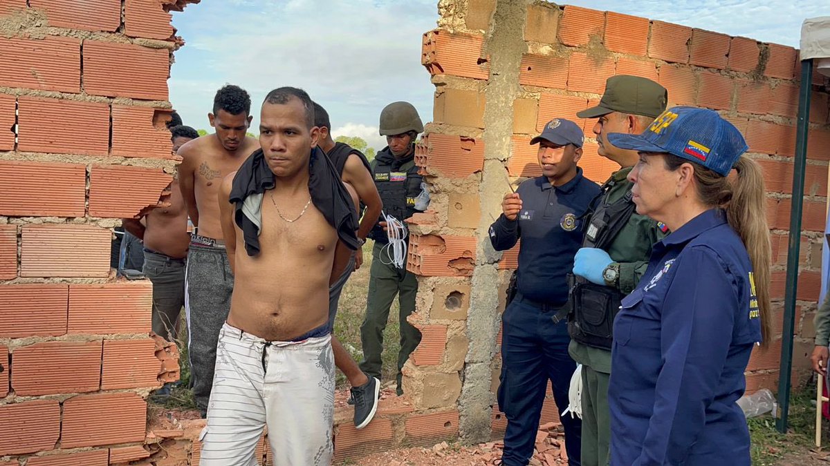 Derecho_paz's tweet photo. Nos hemos desplegado en la Operación Cacique Guaicaipuro en el estado Bolívar, específicamente en el Internado Judicial Ciudad Bolívar “Vista Hermosa”. https://t.co/gdIW560S8T