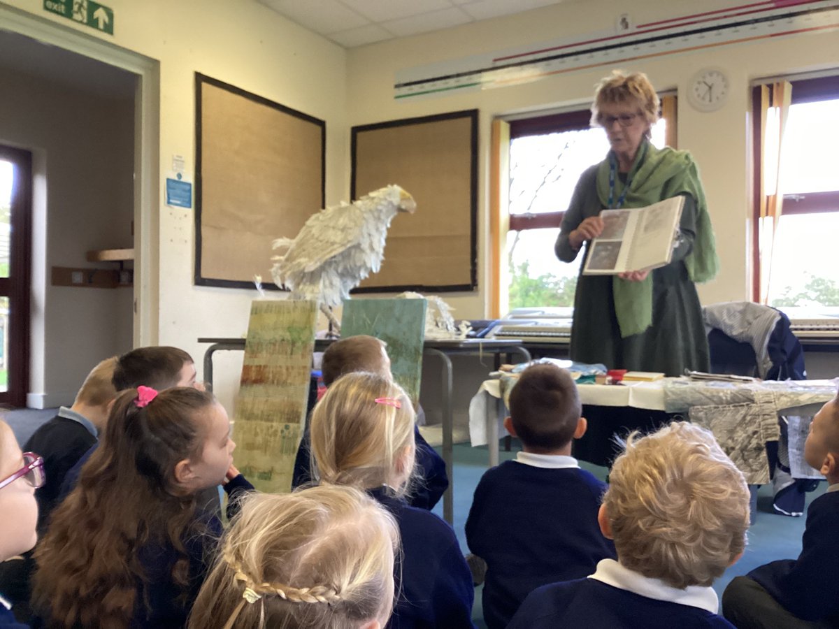 KatieManoy tweet media