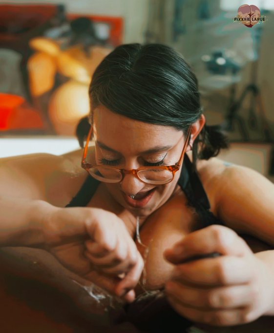 If it's not sloppy is it even toppy? 🤔  Today. 😈 https://t.co/ynPGIRixp4