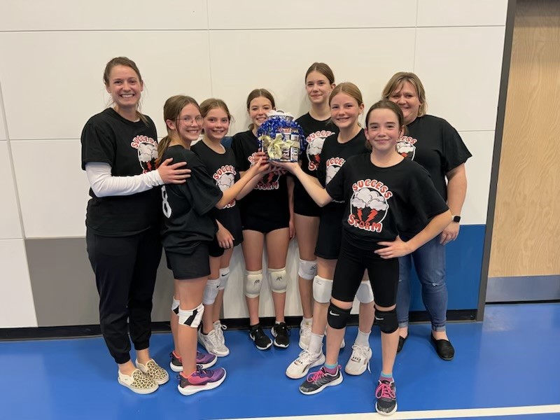 Our Sr. Girls Volleyball Team capped off an excellent season with a first place finish in their tournament at ECS on Friday. 

Great job, students and coaches!