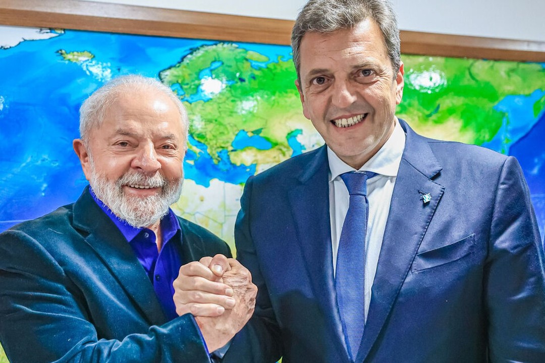 AgenciaElVigia's tweet photo. El partido PT de Lula expresó su apoyo a @SergioMassa y llamó a "derrotar a la extrema derecha" https://t.co/Ydav3gAXDm