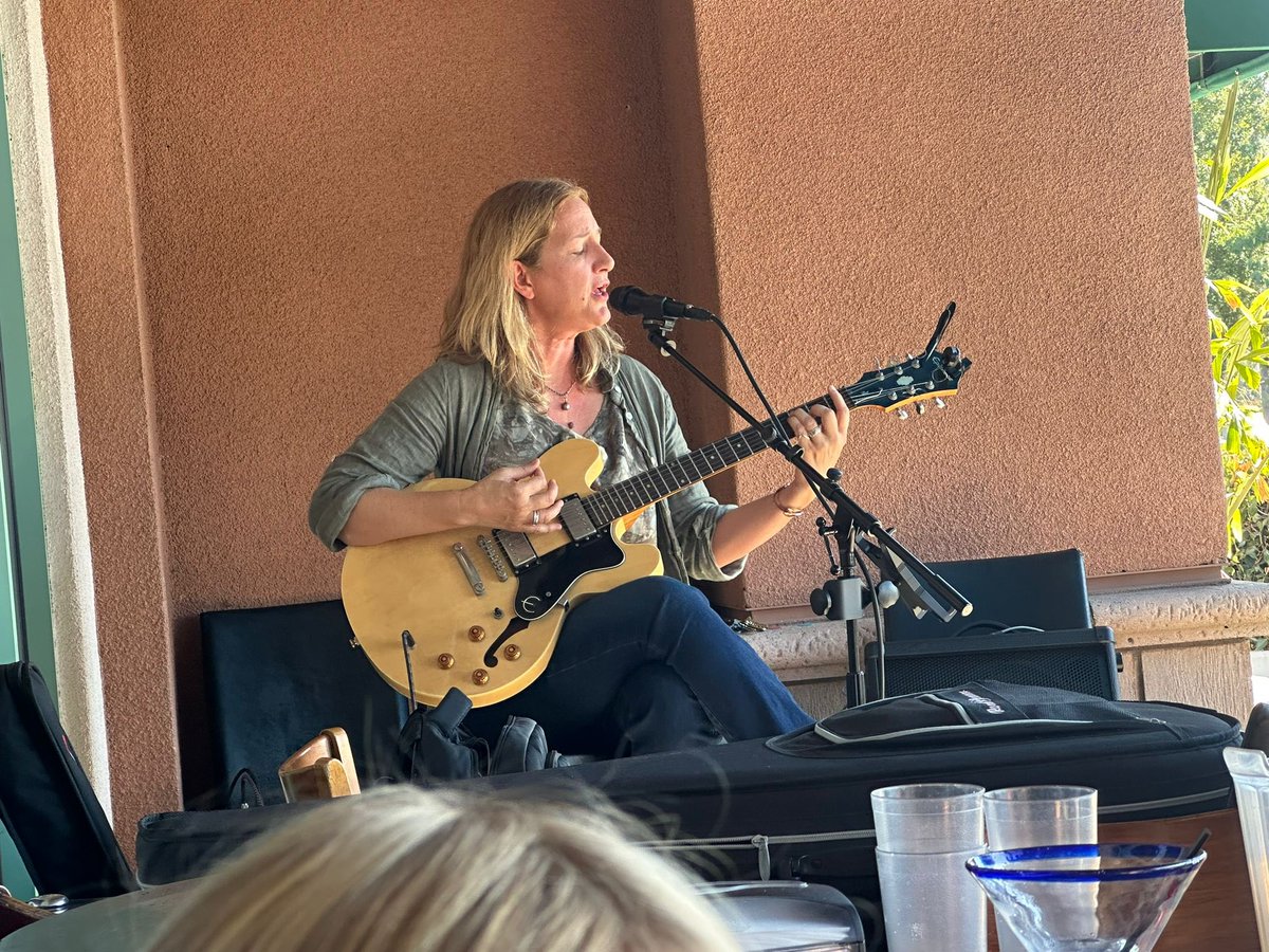 Andy G /// tweet media