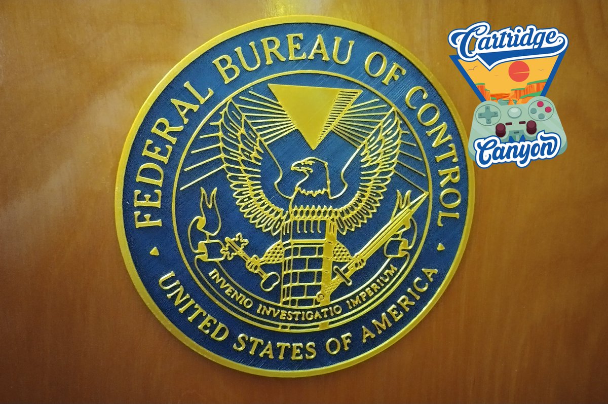CorneliusPixelC's tweet photo. Got this insanely cool 3D print of Control's FBC logo from a super nice pair of vendors across from us, https://t.co/O6vSEUqU0r and https://t.co/o1Em1ri9wh!
The main office is now safe from most paranatural threats and altered world events. https://t.co/UMA3nlMxnb