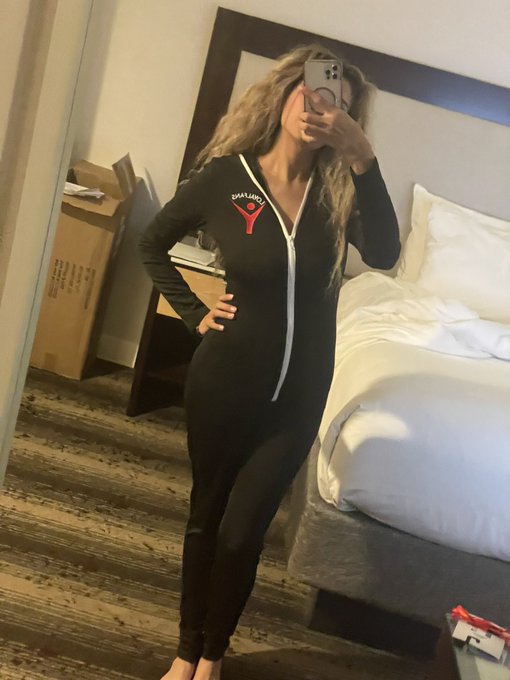 The limited @RealLoyalFans pajama onesie during @EXXXOTICA for some coziness in the cold is perf❣️ s<a href="/tag/waifu"class="tags"><span>#waifu</span></a><a href="/tag/realloyalfans"class="tags"><span>#realloyalfans</span></a><a href="/tag/banksie"class="tags"><span>#banksie</span></a>