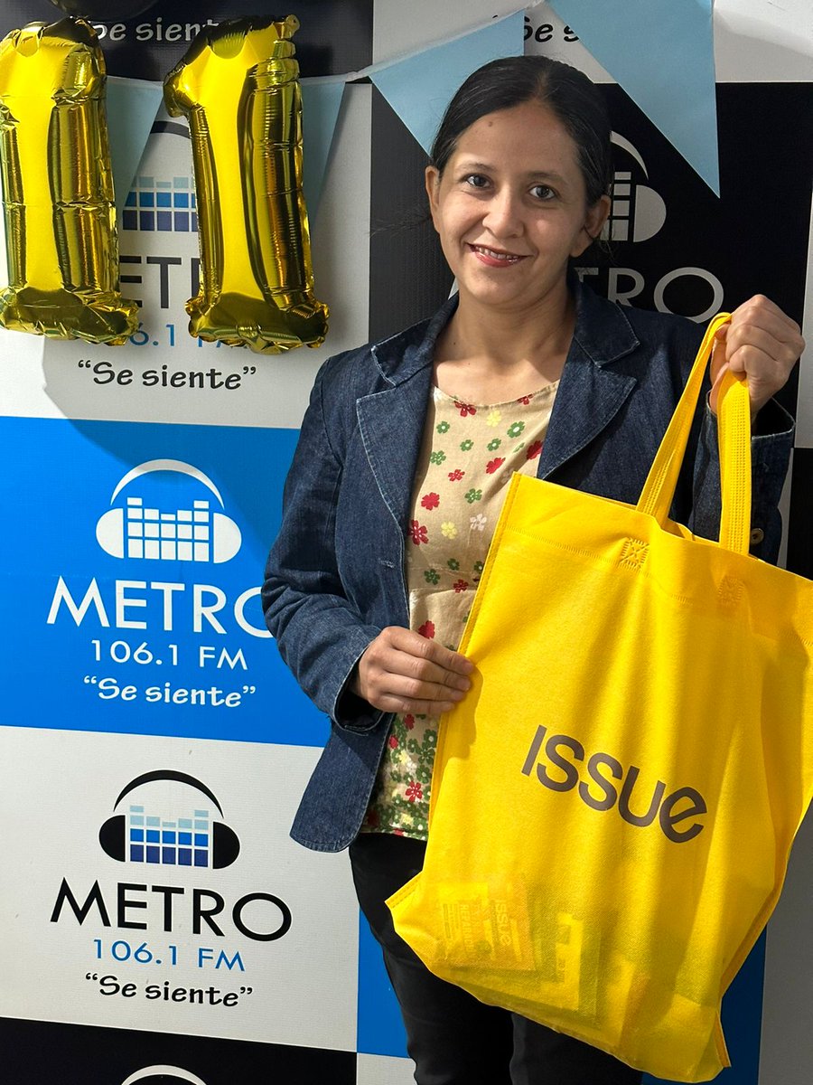RadioMetro1061's tweet photo. ¡Felicidades, Elida Espinoza! 🥳
La flamante ganadora del kit de ISSUE, nos visitó para retirar su premio desde la compañía Ibañez Rojas de San Juan Bautista. ¡Disfruta de tu premio! 🎉 https://t.co/bUf8hWsoxK