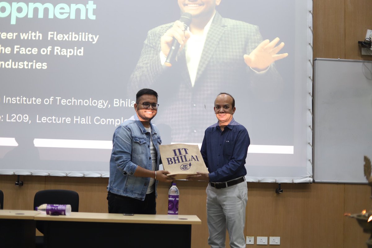 arsh_goyal's tweet photo. 📍Indian Institute of Technology , Bhilai 

Got a chance to talk to brilliant minds at IIT Bhilai , Chattisgarh.

Thanks to their Centre For Career Planning and Services for the invite and Gangesh for coordinating it so well!

#arshgoyal #iitbhilai #seminar https://t.co/NVolXfFS6h