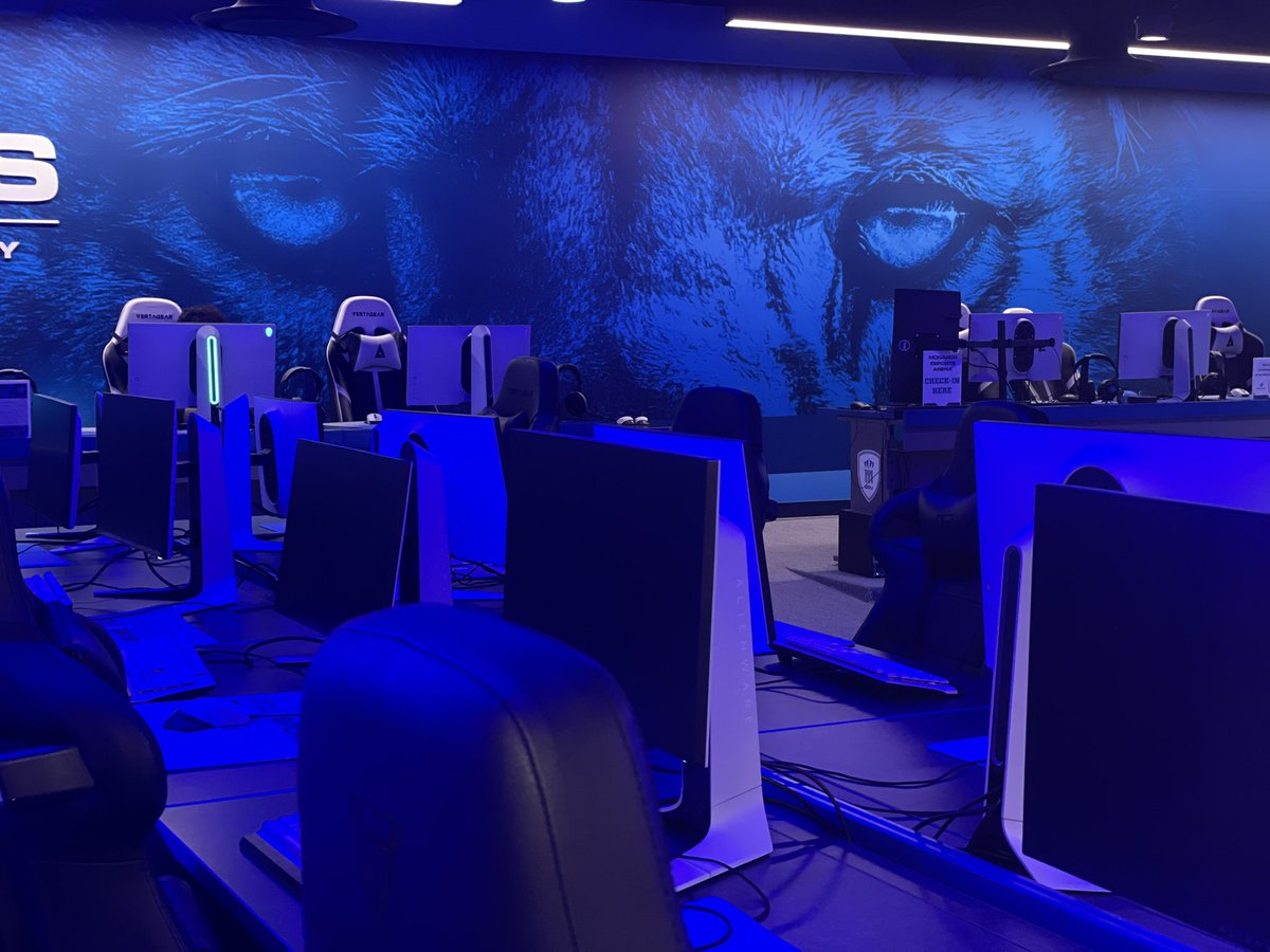 Karen Sanzo tweet media