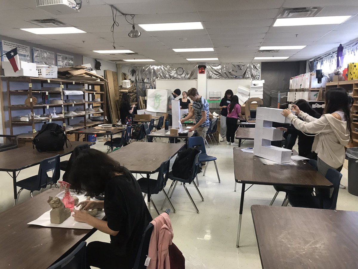 …meanwhile, back at the sculpture ranch…Giant Letters for everyone!