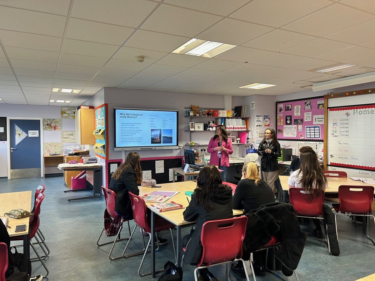 Humanities kicked off Careers Week with former pupil Lucy and her university friend Rachel coming to speak to Adv Higher about History after school. The girls talked about their experience of History, Journalism and working in Holocaust Education! Thank you for visiting!🤩