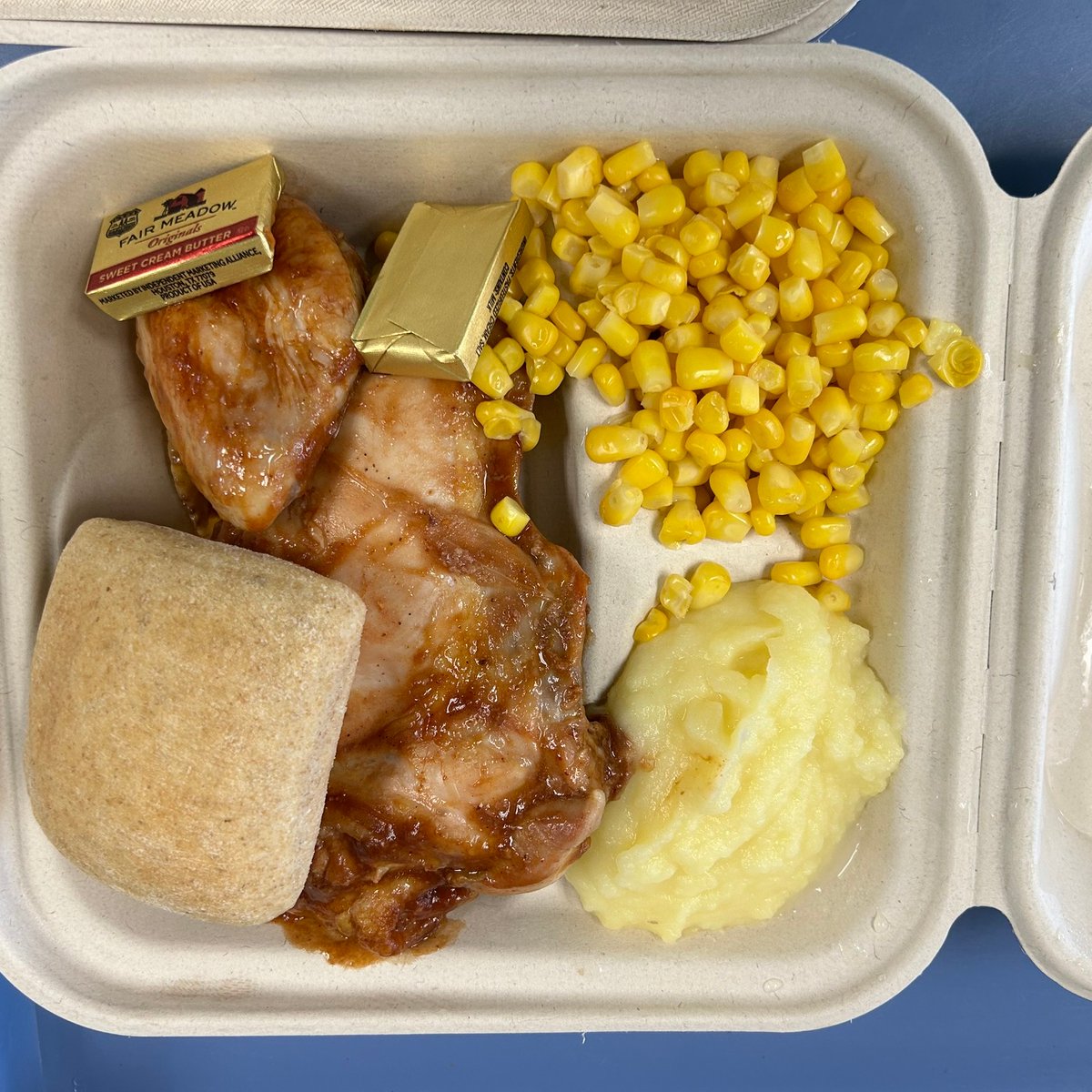 joeywags1234's tweet photo. Happy to have been part of our Greywolf Partners & Greywolf Foundation teams that served dinner last week at Sunshine Place, a resource for food, clothing & other resources for residents in Sun Prairie & Northeastern Dane County.
#community #helpinglocal https://t.co/hwXutcRDO7