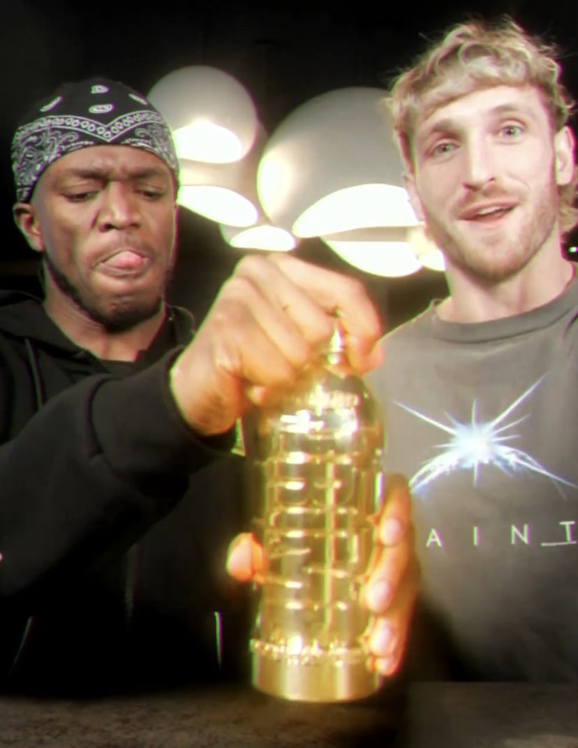 ksinews_'s tweet image. KSI and Logan Paul have made a 500,000$ Gold Prime bottle for fans to win if they guess a 6 digits code correctly 🤯‼️