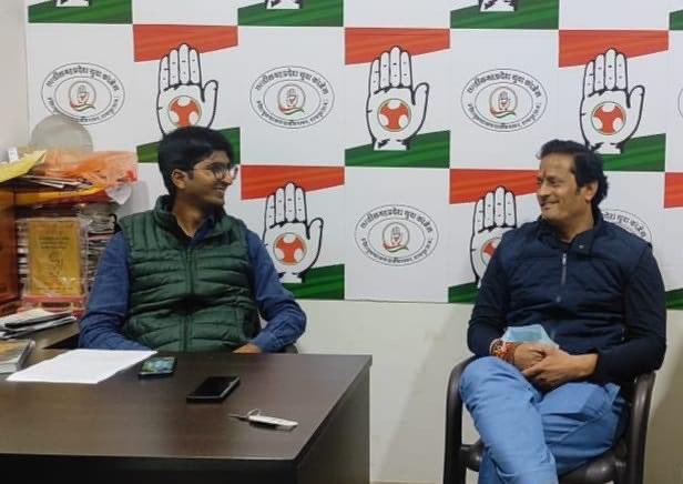 Purnchandra Padhi/Coco (@cocopadhi) on Twitter photo AICC सचिव एवं रायपुर पश्चिम से विधायक बड़े भाई आदरणीय <a href="/_vikasupadhyay/">Vikas Upadhyay</a> जी को जन्मदिन की ढ़ेर सारी शुभकामनाएं। AICC सचिव एवं रायपुर पश्चिम से विधायक बड़े भाई आदरणीय <a href="/_vikasupadhyay/">Vikas Upadhyay</a> जी को जन्मदिन की ढ़ेर सारी शुभकामनाएं।