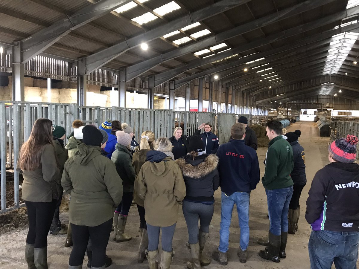 NickyNaylor2's tweet photo. Second stop at Easter Howgate farm @SRUC looking at the Beef Unit, discussing feed efficiency and methane emissions #harperadamsuniversity #agriculture #luingcattle https://t.co/WI8XT4JBMB