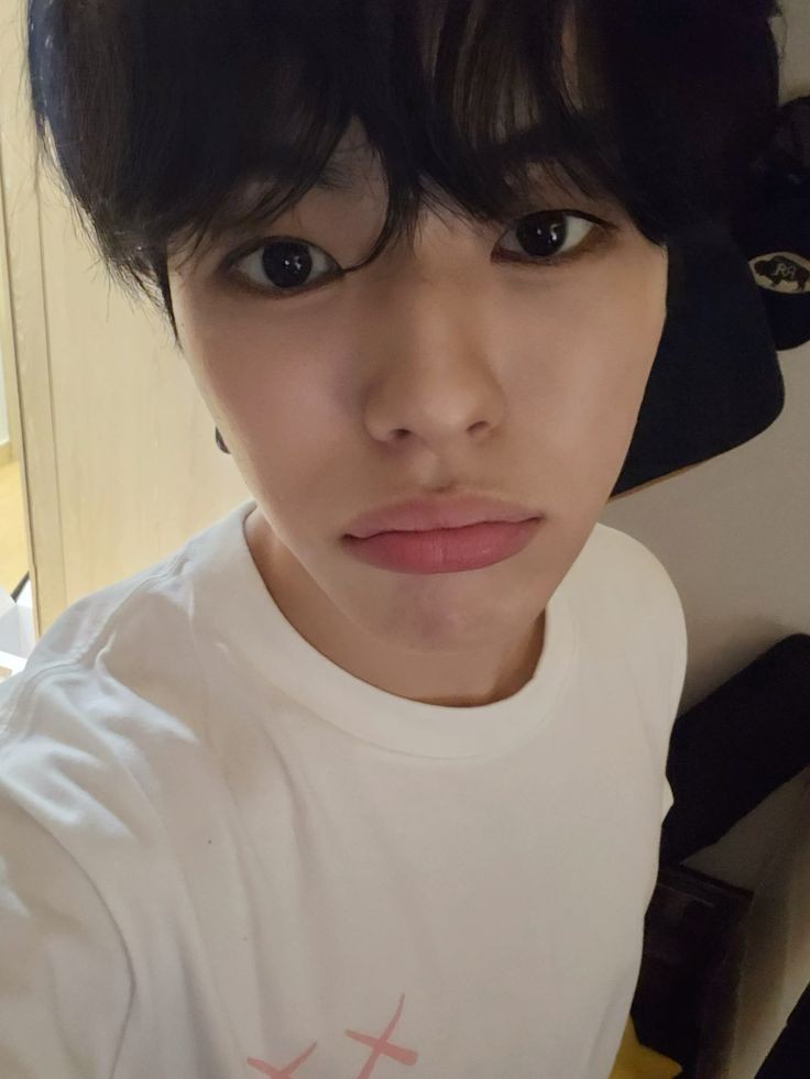 strawberylennie's tweet photo. #tmsd #tmakerselcaday #TREASURE #JAEHYUK #TMSD #TREASUREMAKER #TreasureMaker nΓ³s casais que amamos fazer biquinho pra fotos π€βοΈπ https://t.co/5a5wKmFvC7