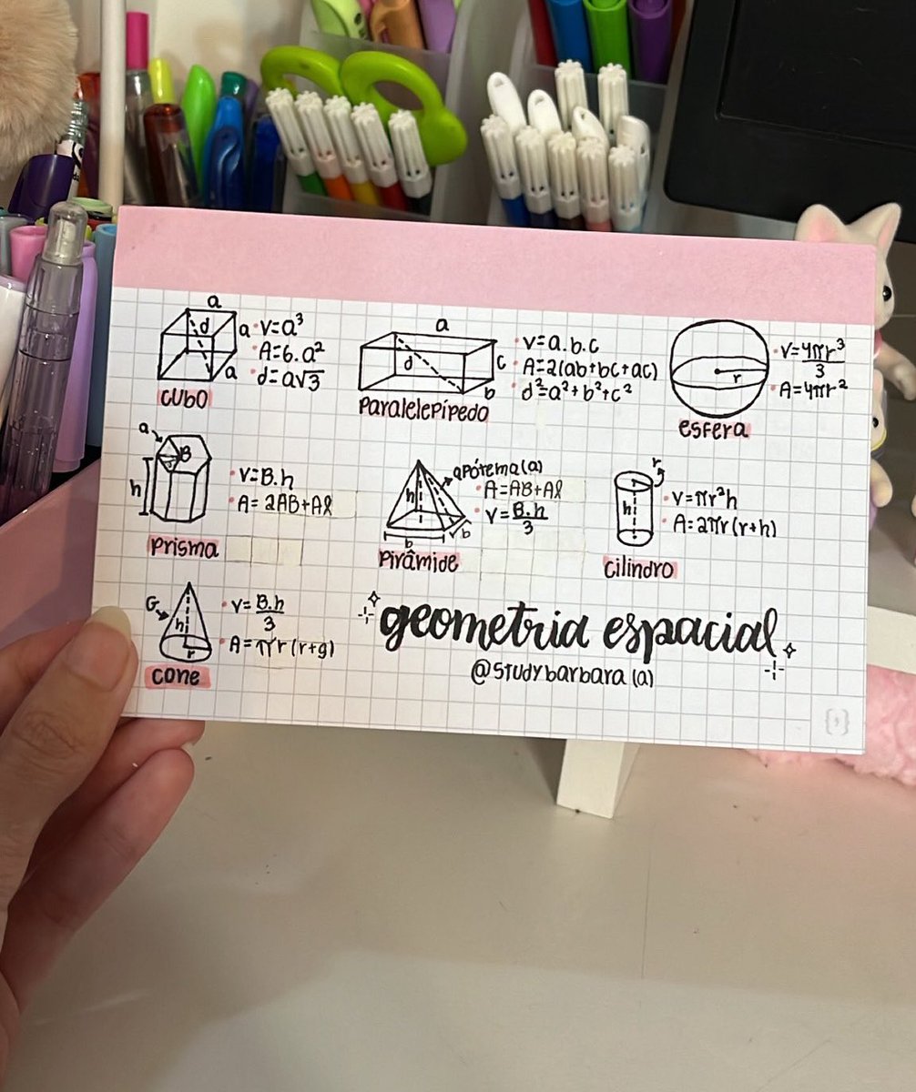 studybarbara's tweet photo. 🚨 VEM COM A MÃE DOS VESTIBULANDOS QUE EU TENHO TUDO AQUI GALERA ‼️ 

aguardem que vem mais por aí ✨ https://t.co/H4uVKhvW8w