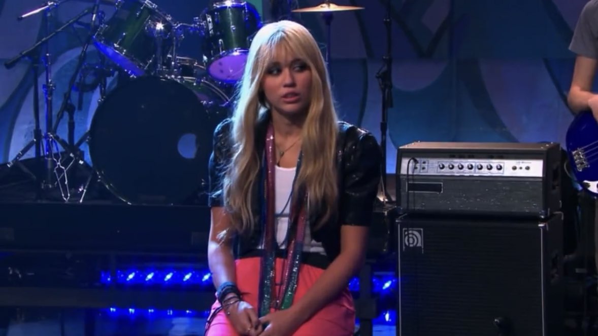 PopBase's tweet photo. 13 years ago today, Miley Stewart revealed herself as Hannah Montana. https://t.co/szvFqwqF7T
