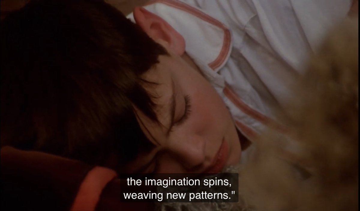 영화 구문 중 기억에 남는 건“화니와 알렉산더”의 마지막 단락. ‘모든 일이 일어날 수 있다. 모든 것이 가능하고 개연성이 있다. 시간과 공간은...