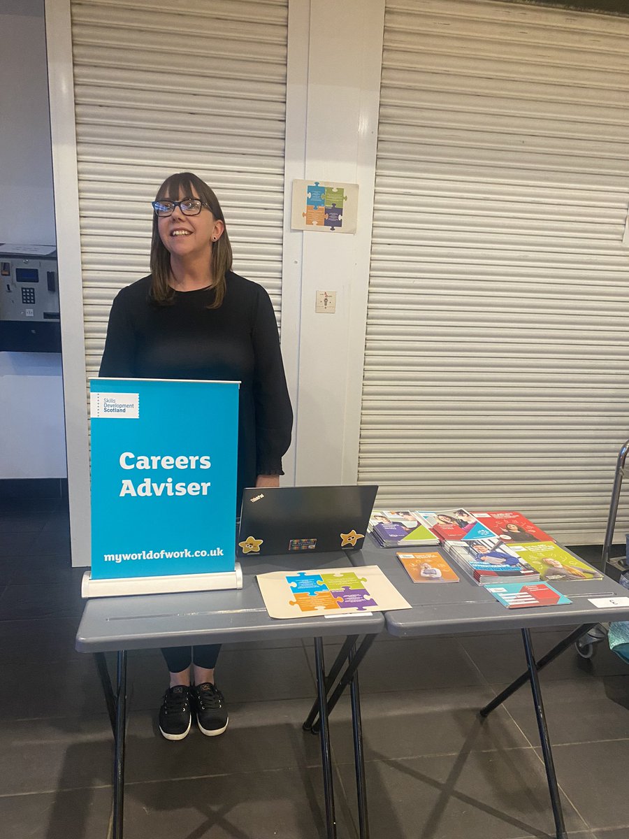 💚🐎Aaannnddd, we’re all set!! 
Welcoming our lovely students and their parents for the next few hours for our S5/6 Parents evening!!💚🐎