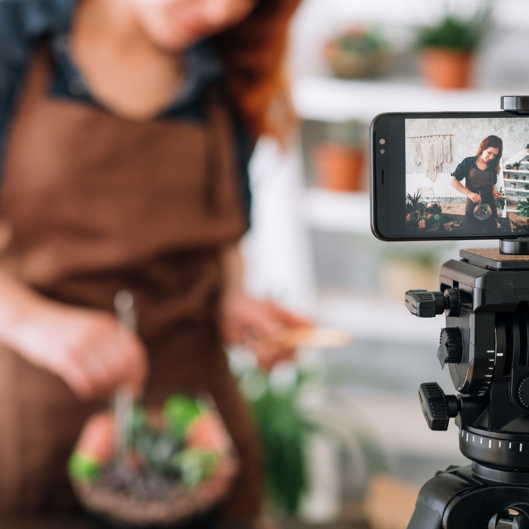 Awhitneydigital's tweet image. #Smallbusiness Marketing Hacks
User Tutorial Videos
Share a tutorial of how to use your product/service
**Why**: Ensuring users can effectively utilize your product/service maximizes customer satisfaction and reduces frustration.
#HowToUse #TutorialVideo