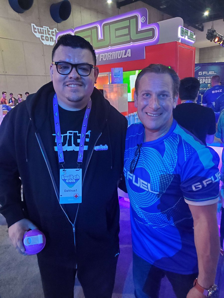DaVirusOfficial's tweet photo. HAPPY BIRTHDAY @CliffGFuelCEO 

I appreciate you a ton bro.

Have a Great day ❤️🦠❤️🦠 https://t.co/SjIlhVo8O2