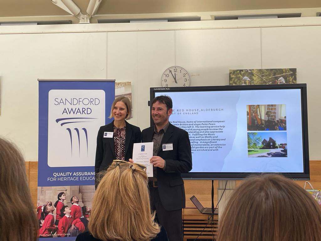 The Red House, Aldeburgh tweet media