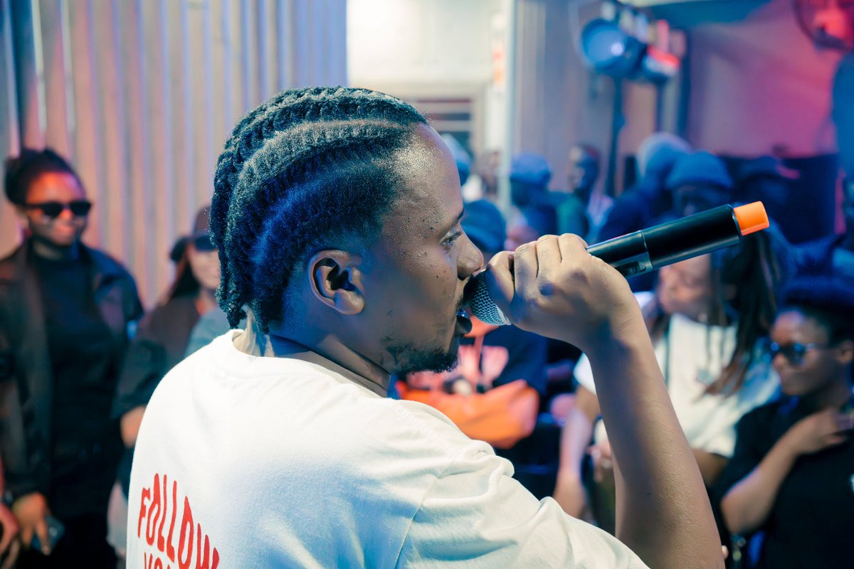 ginger_trill's tweet photo. ‘Me x @TouchlineTruth could rap circles around 10 of ‘em’ - Tell a friend
Last weekend @ Igagasi for the #TouchlineTouchdown experience https://t.co/eIzM1iQyu6