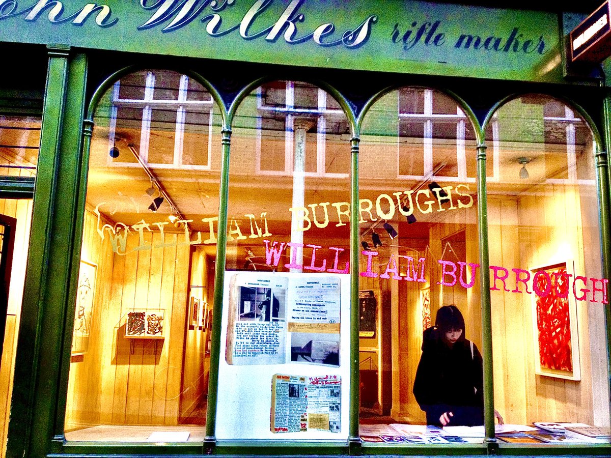 tottaylor1's tweet photo. thanx #RCheff for this street snapshot of our Riflemaker exhibition of works by the great WILLIAM BURROUGHS on three floors at Beak Street over 12 weeks #WilliamBurroughs @WilliamBurroughs #Tate @MoMA - our most visited show #riflemakergallery #virginiadamtsa @SothebysInstitute https://t.co/xXztCk112P