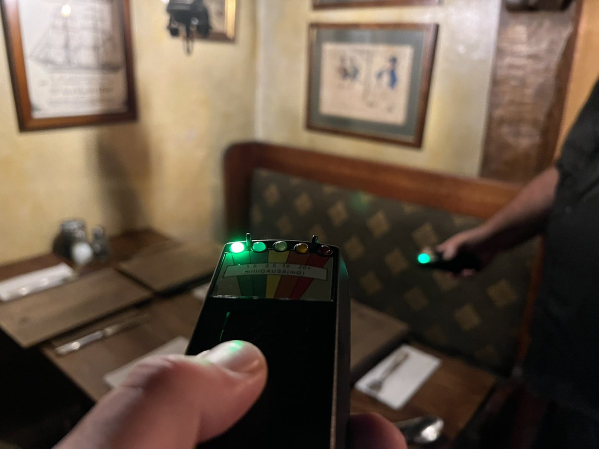 ShadowTorStudio's tweet photo. Investigating the Smugglers Cott. A local restaurant packed with history and tales of unexplained activity 👻 Capturing the location for a future project. #looe #cornwall #smuggling #ghosts #paranormal #smugglers #3dscanning #3dmodeling #360camera #360filming #virtualtour #360photography