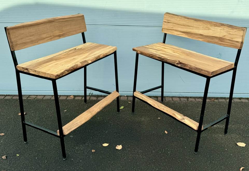 mandjproducts2's tweet photo. Made to measure double breakfast bar stools.
Satin black powder coated frames with beech wood. https://t.co/97jh4Zgbm2