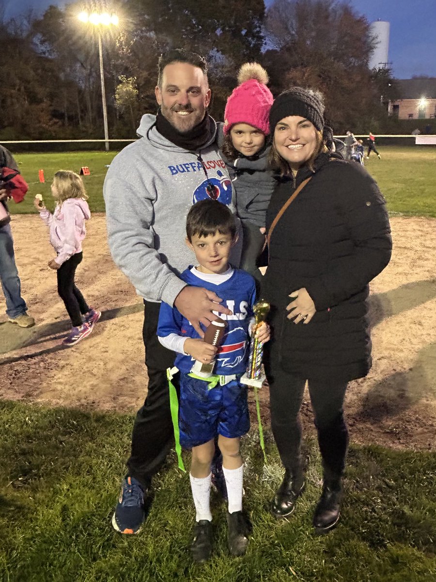 These Bills are undefeated Super Bowl champs! My 7-year-old grandson Leo was named game and SEASON (👏) MVP in 51-34 win over Broncos. Two TD passes, game-clinching pick-6. My son-in-law was head coach; my daughter and granddaughter were #1 fans. Grandpa Zog team photog!
