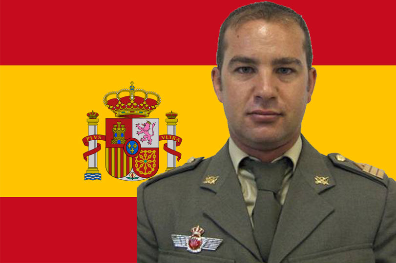 #Taldíacomohoy 2011 el sargento 1º Joaquín Moya Espejo fallece al recibir durante un ataque de la insurgencia talibán en las proximidades de Ludina #Afganistán. Siempre en nuestra memoria, nunca olvidaremos vuestro sacrificio. Dio su vida por España #EfeméridesEjército 🇪🇸