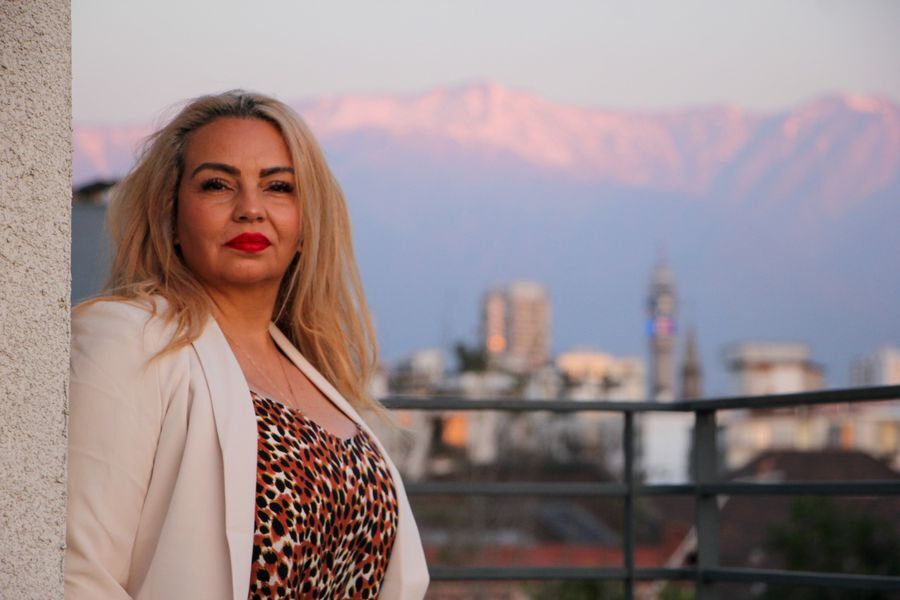 latercera's tweet image. Marcela del Sol-Hallet, perfiladora criminal: “En Chile no existe prevención en delincuencia y, si no se hace, el crimen se va a tomar el control” lt.cl/067_s3