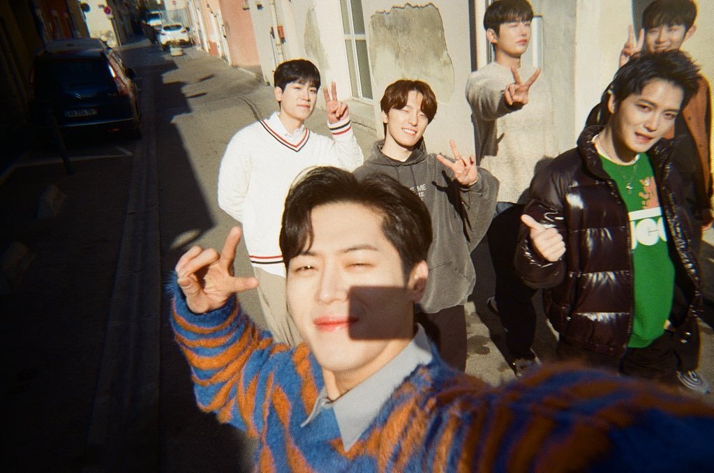 dbskfanbaseid's tweet image. 📌 Jaejoong on in_2_weeks Instagram post (231106)✨

“precious moment captured by my eyes🫡”
👉🏻 instagram.com/p/CzSs_dBSHlD/…

@bornfreeonekiss #김재중 #ジェジュン #MagicLamp #요술램프 #Jeonghan #Dino #Seventeen #KangHui #JunP #JooAhn #Tan