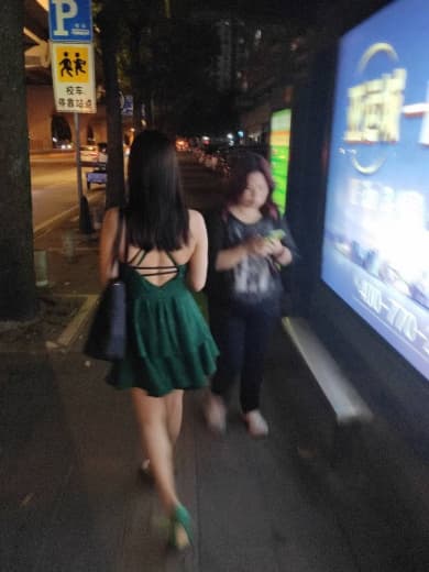 SusanRu92103861's tweet photo. 26号妹妹：廊坊霸���市兴华中路附近
车票：5张/次，7张/两次,15张/夜，灵儿，屁股翘楚，大长腿,鸳鸯戏水，无套吹，可360度旋转吹萧，波推，臀推，环游刮痧过水，十指弹琴，高跟诱惑 
妹妹联系方式看置顶推文 #廊坊约炮 #廊坊兼职 #廊坊上门 #廊坊资源 #廊坊线下 #廊坊 https://t.co/q3loBA8D7W
