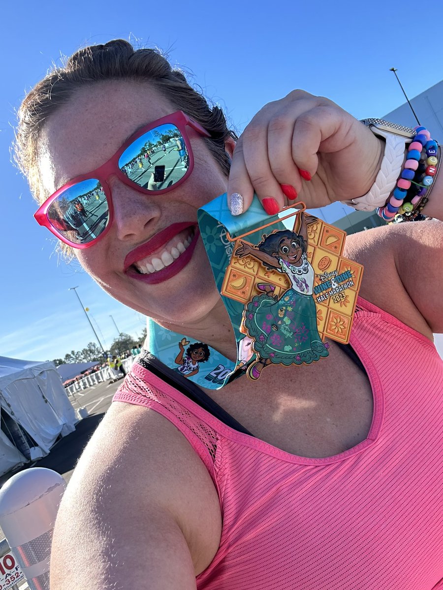 “To Infinity and Beyond!” - Buzz

How are you shooting for the stars today? 💫 

#runners #rundisney #edleaders #burnoutprevention