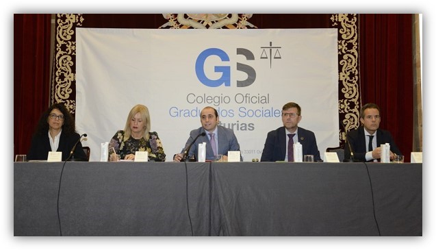 gradsociales_es's tweet photo. El Colegio de Graduados Sociales de Asturias, junto con la Fundación Justicia Social, celebró su III Jornada Laboralista, dirigida por Fernando Pintueles, vicepresidente 1º del Colegio asturiano.
En representación del Consejo asistió la vicepresidenta 2ª Susana Soneira Lema. https://t.co/ZzVCcPgQ4Y