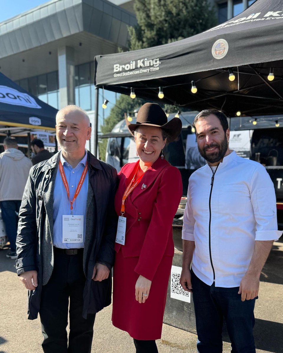 Salamat Yeehaw!🤠 Did you know that the United States enjoys a robust relationship with people all over rural Kazakhstan? U.S. Consul General Yerkin grew up on a cattle ranch in Minnesota. She was honored to tour FoodExpo Kazakhstan to learn about U.S. bred Angus cows raised in…