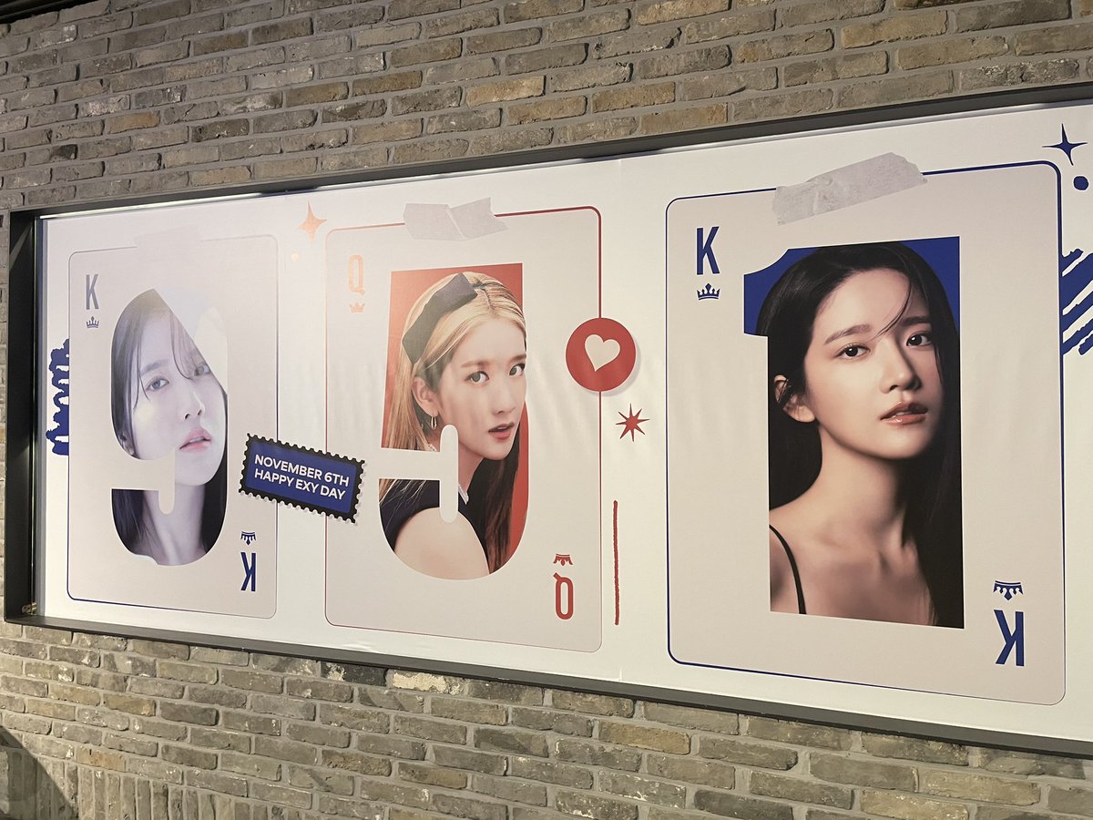 #11월도_엑시는_절찬상영중 징짜 도착해서 한참을 감탄하다가 왔다..