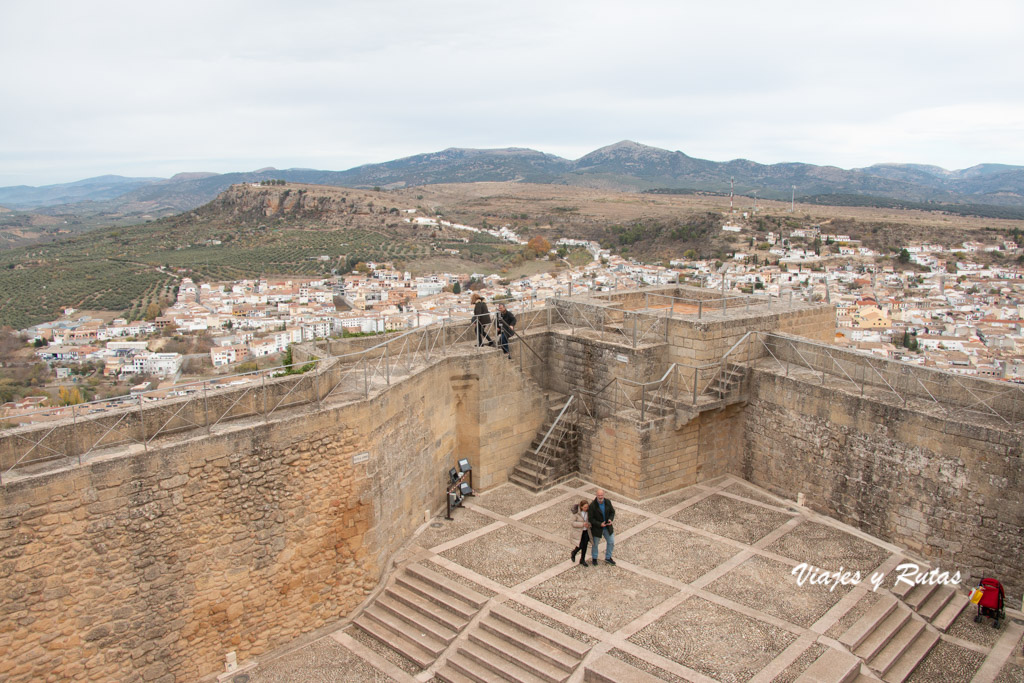 La Fortaleza de la Mota, uno de los conjuntos monumentales de mayor valor histórico de Andalucía y una parada ineludible en Alcalá la Real
👇Descubre su historia y cómo visitarla a través del blog <a href="/viajes_yrutas/">Viajes y Rutas</a>
viajesyrutas.es/2023/11/que-ve…
#JaénParaísoInterior
