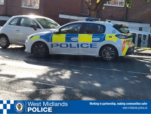 #speedop | Officers conducted a pro-laser speed operation this morning on the Tipton Road, #Sedgley 
All speeding vehicles were stopped and drivers given a ticket and notice of intended prosecution!
#proactivepolicing #saferroads